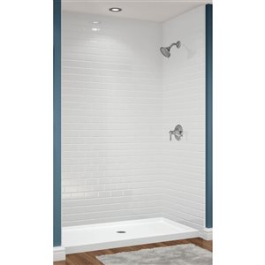 Douche en alcôve acrylique Avora Bath carreaux métro à drain européen centré 60 l. x 34 p. x 96 po h.