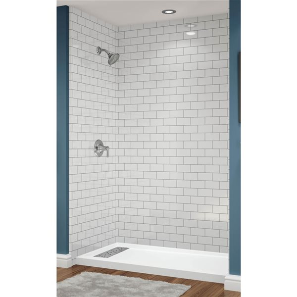 Douche en alcôve Avora Bath carrelage 3x6 acrylique blanc à coulis argent et caniveau à droite 60 l. x 32 po p.