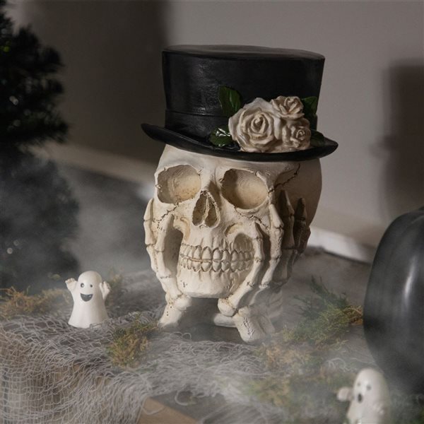 Northlight 9-in Skull with Top Hat and Roses Halloween Decoration