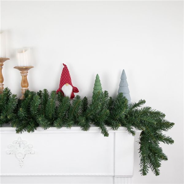Northlight 9-ft x 12-in Buffalo Fir Artificial Christmas Garland - Unlit