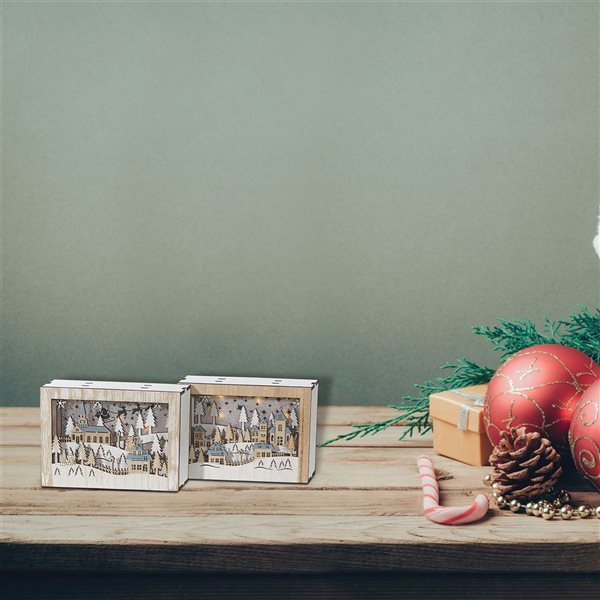 iH casadécor Led Wooden Shape Village Decor - Set of 2