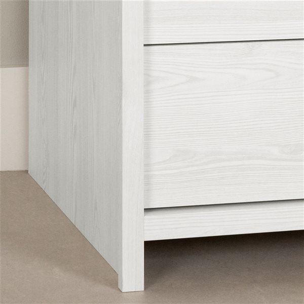 South Shore Fernley 31-in W White Pine Composite Farmhouse 5-Drawer Dresser