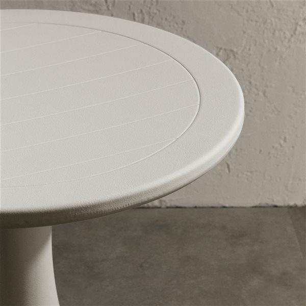 Table bistro Dalya South Shore en plastique grège 24 po de large