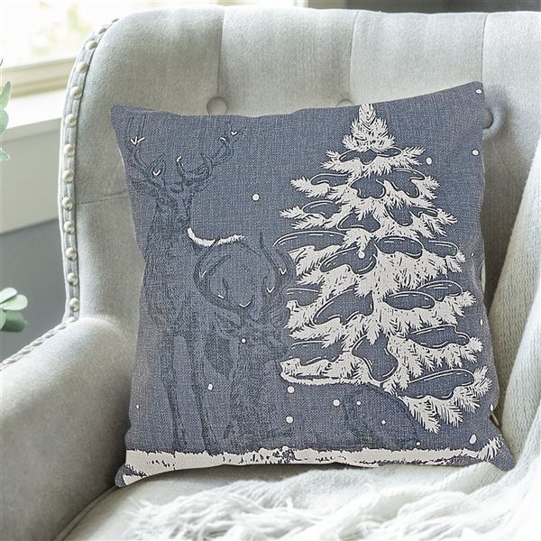 iH casadécor Polyester Cushion Reindeer And Tree 18 X 18 - Set of 2