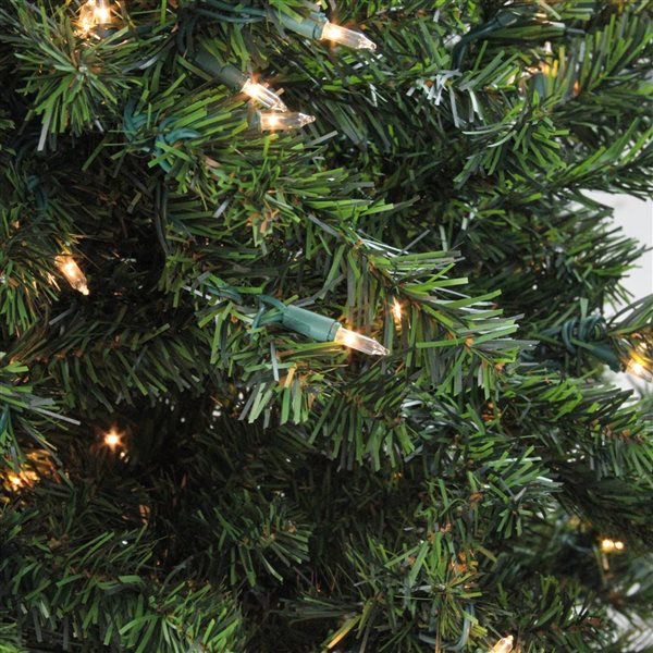 Northlight 10-ft Pre-Lit Medium Canadian Pine Artificial Christmas Tree  Clear Lights