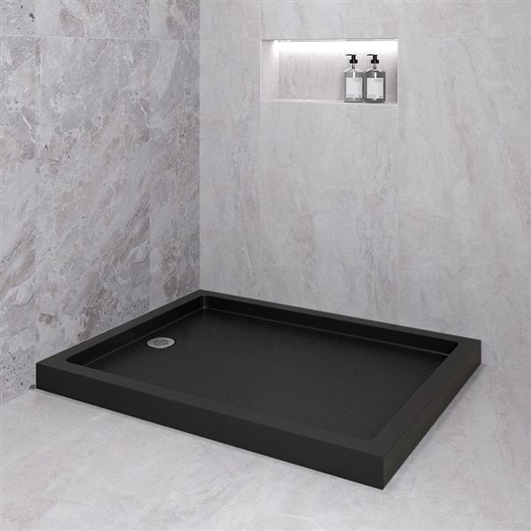 Bac de douche acrylique en coin Streamline 48 x 36 po noir brillant drain à droite, drain ABS inclus