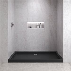 Bac de douche acrylique en alcove Streamline 60 x 36 po noir brillant, drain ABS centré inclus