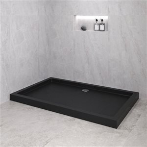 Bac de douche en coin Streamline 60 x 36 po en acrylique noir brillant avec drain ABS à droite