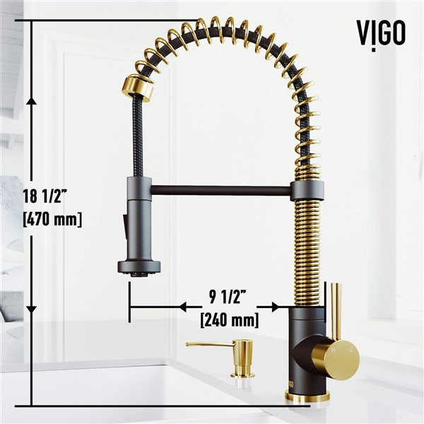 Robinet de cuisine mitigeur à douchette rétractable Edison de VIGO avec distributeur de savon, or brossé mat/noir mat