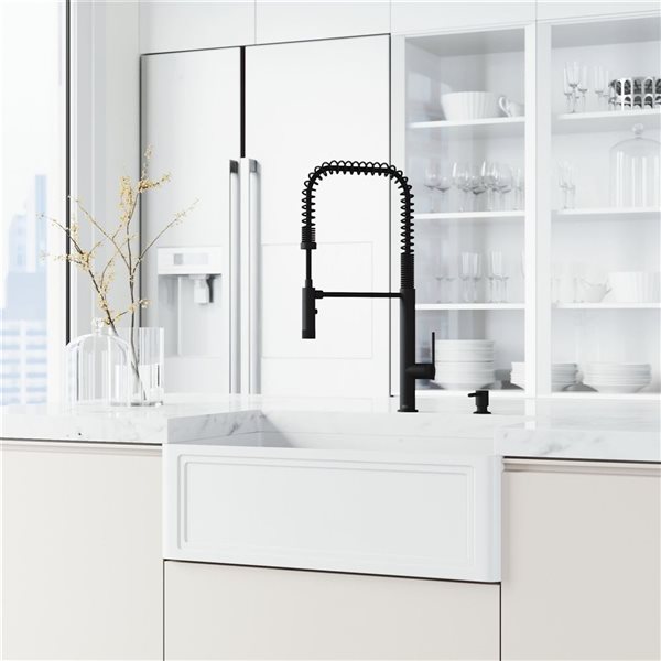 VIGO Sterling One-Handle Pull-Down Sprayer Kitchen Faucet with Soap Dispenser - Matte Black