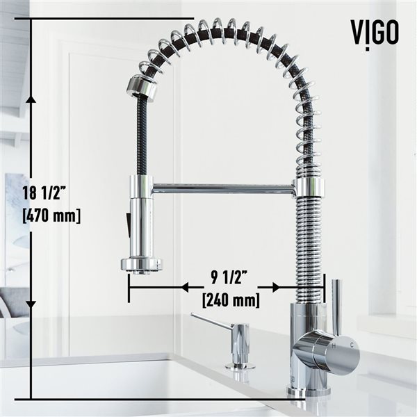 Robinet de cuisine mitigeur à douchette rétractable Edison de VIGO et distributeur de savon Braddock, chrome