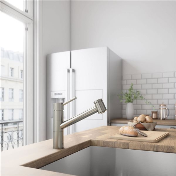 VIGO Branson One-Handle Pull-Out Sprayer Kitchen Faucet - Stainless Steel