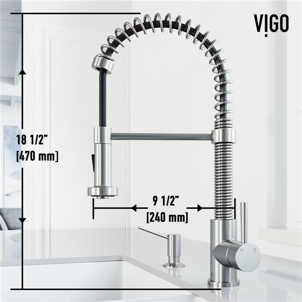 Robinet de cuisine mitigeur à douchette rétractable Edison de VIGO et distributeur de savon Braddock, acier inoxydable