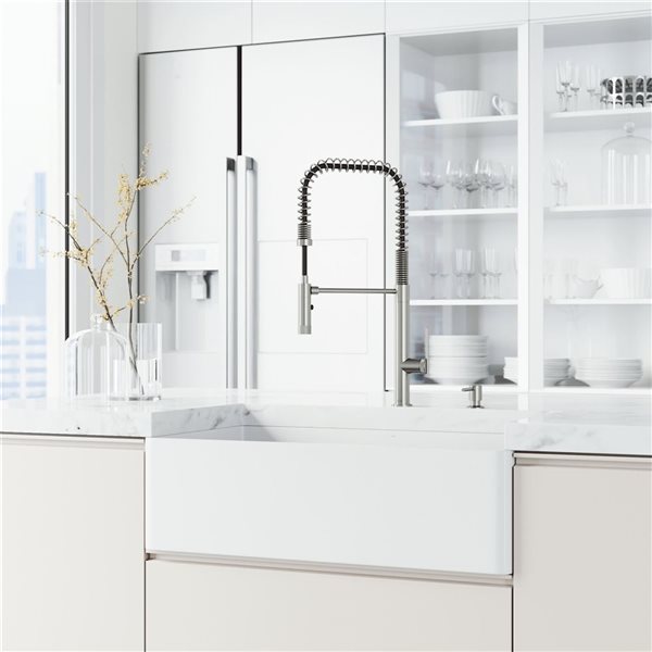 VIGO Sterling One-Handle Pull-Down Sprayer Kitchen Faucet with Soap Dispenser - Stainless Steel