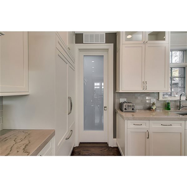 Garson 28-in x 80-in x 1 3/8-in 1-Panel Frosted Glass Solid Shaker Style Interior Door