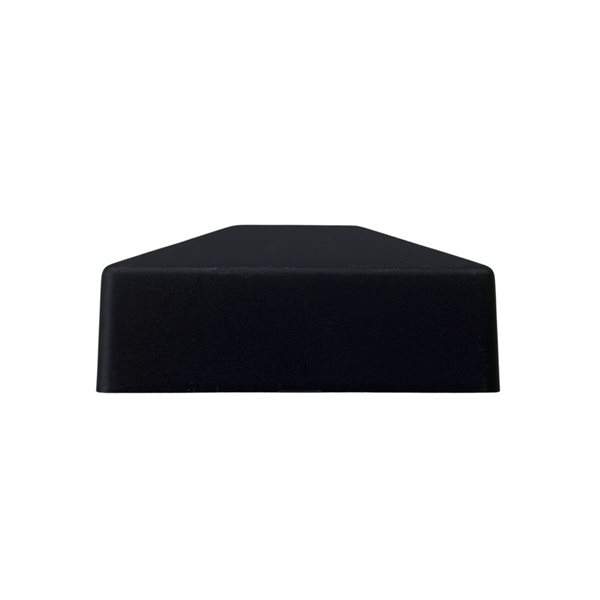 Capuchons de poteau Eazy-Cap de Nuvo Iron pyramidal 4 x 4 po en plastique rigide noir 24/pqt