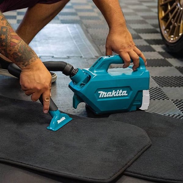 Makita 18V LXT 500 ml Vehicle Vacuum Cleaner, Tool Only