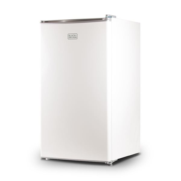 BLACK+DECKER 3.2-ft³ Compact Refrigerator - White