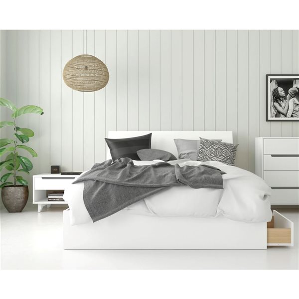 Nexera Divine 3-Piece White Contemporary Queen Bedroom Set