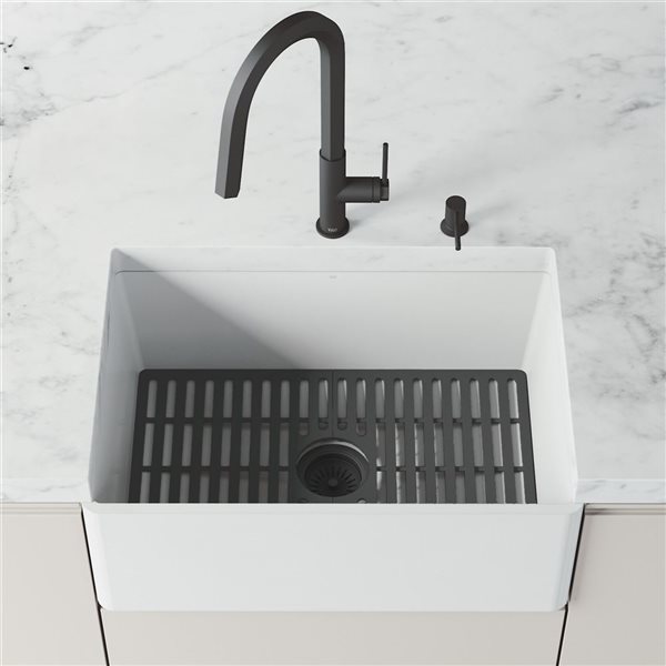 VIGO&nbsp;15-in D x&nbsp;24-in W silicone VIGO Bottom Grid for Single Bowl Kitchen Sink - Matte Black