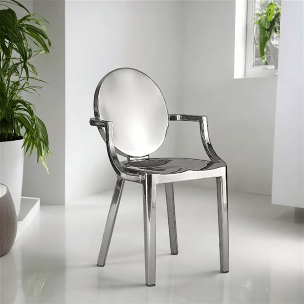 Chaise à accoudoirs Kong de Plata Import en acier inoxydable