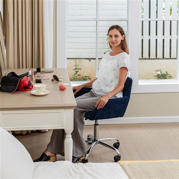 Chaise de bureau à roulettes de Homy Casa velours bleu réglable en hauteur