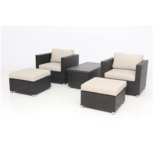 Ensemble de conversation 5 pièces pour patio Innesbrook par Think Patio osier brun/coussins beiges
