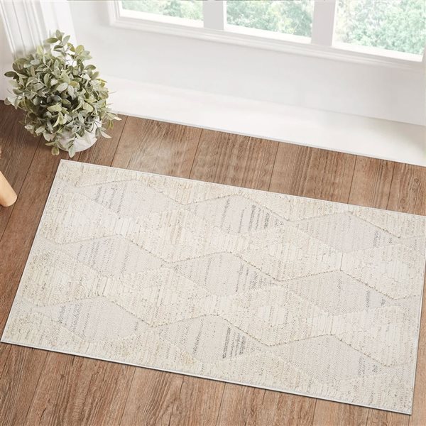 Rug Branch Astra 2 W x 5-ft L Cream Rectangular Textured Rhombus Indoor Doormat Rug