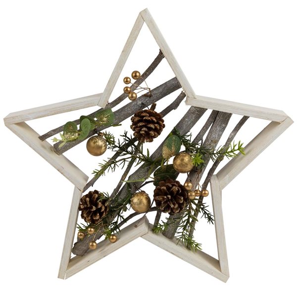 Northlight 14.5-in Pinecones and Berries Star-Shaped Wooden Christmas Decoration