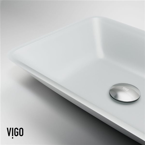 Lavabo-vasque blanc Sottile VIGO 13 l. x 18 po p. en verre rectangle avec robinet/bonde escamotable Niko en noir mat