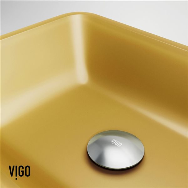 Lavabo-vasque doré Sottile VIGO 13 l. x 18 po p. en verre rectangle avec robinet/bonde escamotable Lexington en noir mat