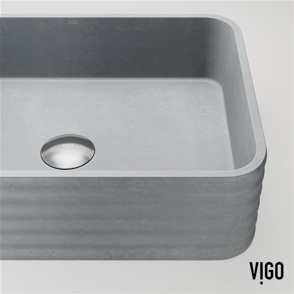 Lavabo vasque rectangulaire Cadman VIGO 18 L x 13 po l. en béton gris