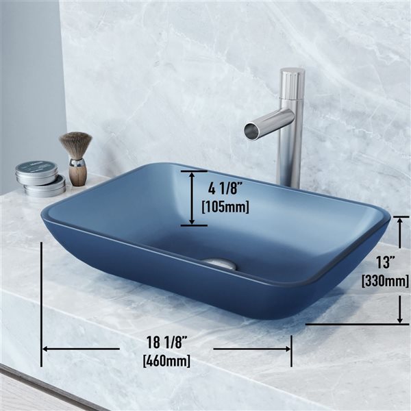 Lavabo-vasque bleu Sottile VIGO 13 l. x 18 po p. en verre rectangle avec robinet/bonde Ashford en chrome