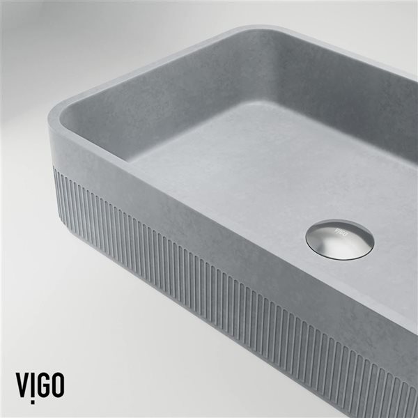 Lavabo-vasque gris Cypress VIGO 14 l. x 21 po p. en pierre Concreto rectangle avec robinet/bonde Apollo en chrome