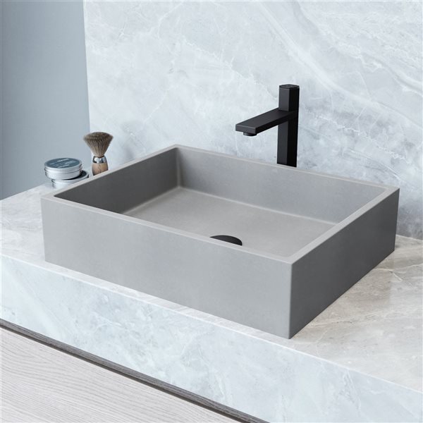 Lavabo-vasque gris Coca VIGO 15 l. x 19 po p. en pierre Concreto rectangle avec robinet/bonde Nova en noir mat