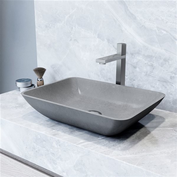 Lavabo-vasque gris Nova VIGO 13 l. x 18 po p. en pierre Concreto rectangle avec robinet/bonde Nova en nickel brossé