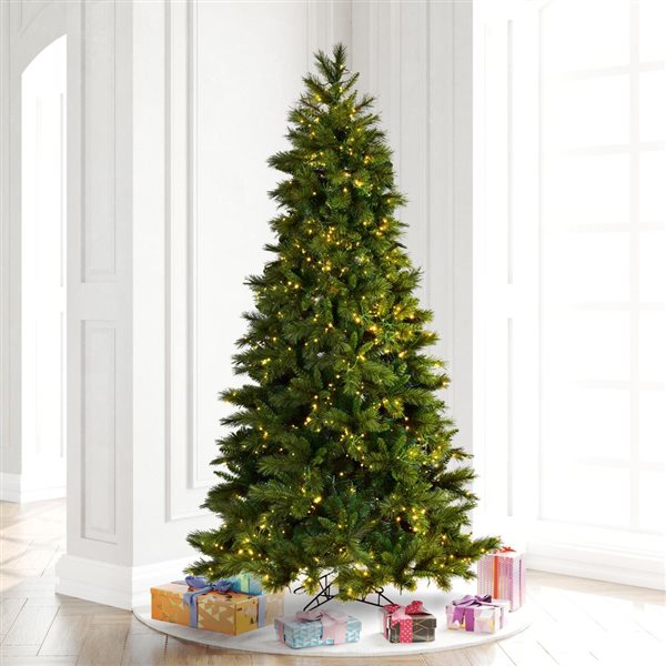 Vickerman 10-ft x 63-in Brighton Pine Full Artificial Christmas Tree w/ 2300 Colour-Changing LED Lights and 2459 Tips