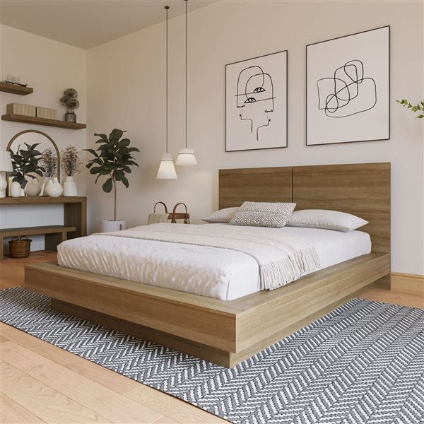 Nexera Napa 71.1 W x 86.2-in L Brown Oak Queen-Size Platform Bed with Headboard