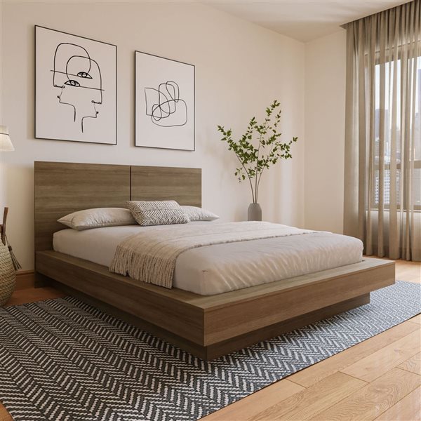 Nexera Napa 71.1 W x 86.2-in L Brown Oak Queen-Size Platform Bed with Headboard