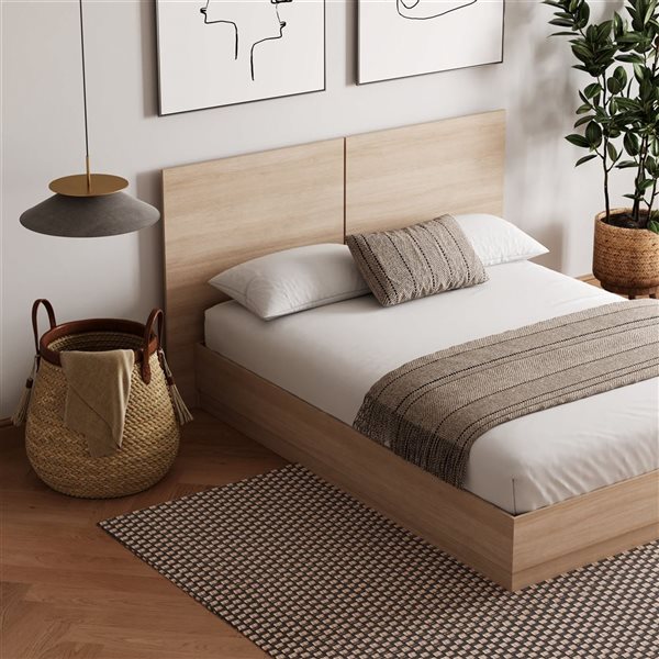 Nexera Milano Natural Blonde Oak Queen-Size Platform Bed with Headboard