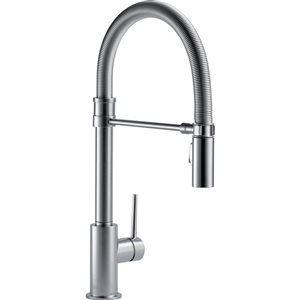 Robinet de cuisine Trinsic Pro de Delta avec douchette rétractable
