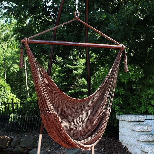 Sunnydaze Decor Brown Woven Extra Large Polyester Rope Hammock Chair and Spreader Bar