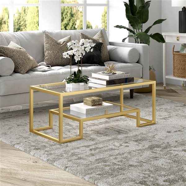 Table basse Athena de Hailey Home laiton avec surface en verre