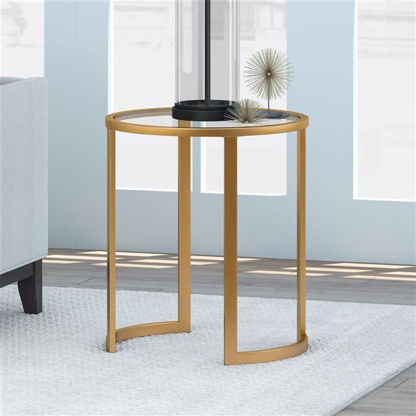 Table d'appoint ronde Mitera de Hailey Home laiton avec surface en verre