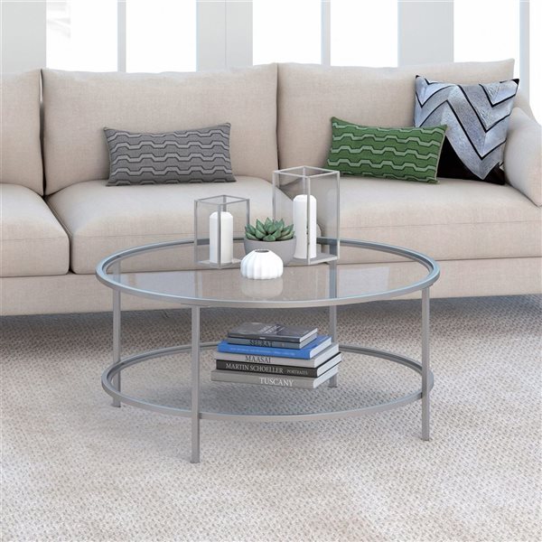 Table basse ronde Sivil de Hailey Home nickel avec surface en verre