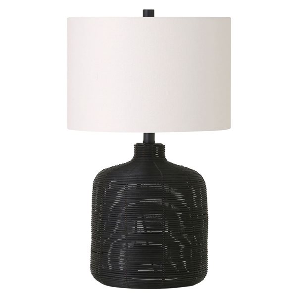 Lampe de table Jolina de Hailey Home 20,5 po h. rotin noir avec abat-jour en tissu