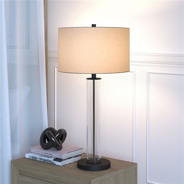 Lampe de table Harlow de Hailey Home en verre clair et métal bronze noirci avec abat-jour en lin