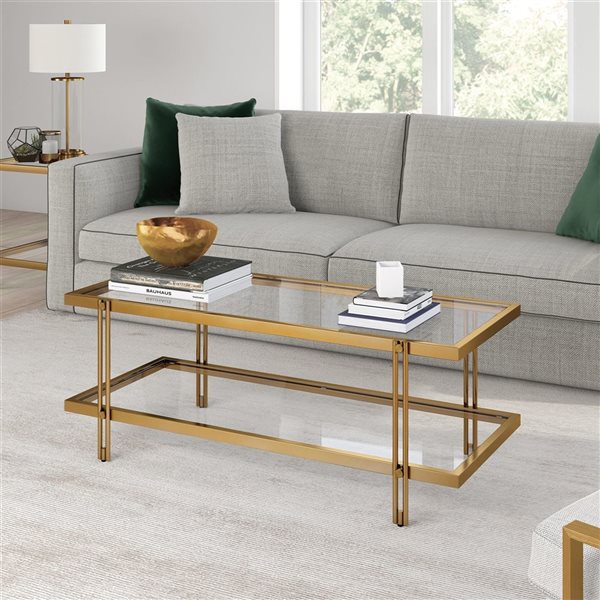 Table basse Inez de Hailey Home laiton avec surface en verre