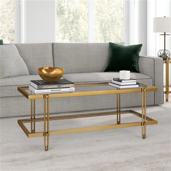 Table basse Inez de Hailey Home laiton avec surface en verre