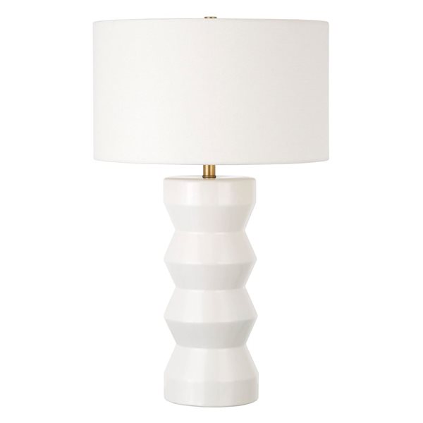 Lampe de table en céramique Carlin de Hailey Home 28 po h. blanc mat avec abat-jour en tissu